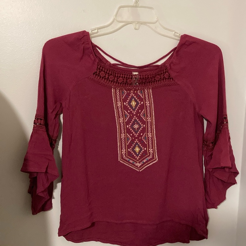 Super comfy and light. I haven’t worn it much and have decided to sell it!